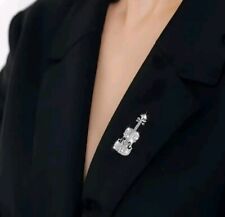 Violin Brooch, Beautiful Gift Idea for Music enthusiasts 