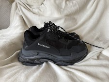 Men’s Balenciaga Triple S Size 44 Black