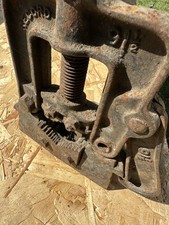 Record pipe vice - 94½,