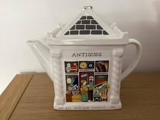 Novelty Wade teapot from