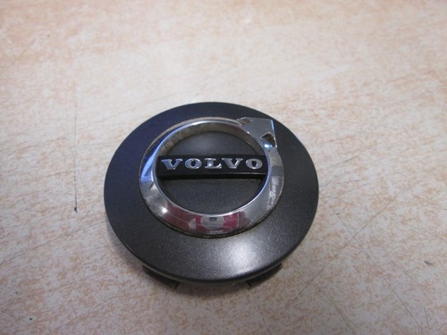 Genuine volvo xc60 hub - (16-),