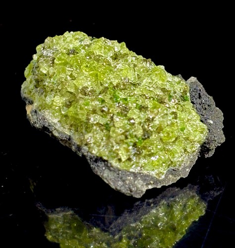 Peridot crystal cluster - peridot, 100%