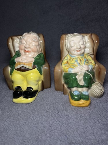 Vintage keele pottery old - st,