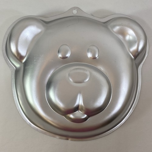 Wilton animal crackers cake - animal,