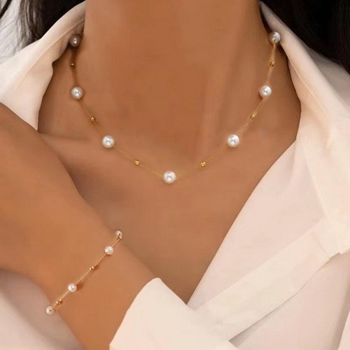 Pearl gold tone necklace - pearl, &