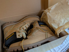 Caterpillar Cat Stickshift 6"