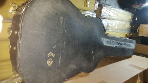 Guild acoustic - 80's,