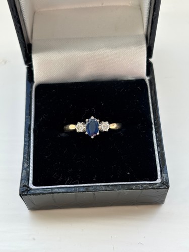 9ct gold sapphire and diamond - sapphire,