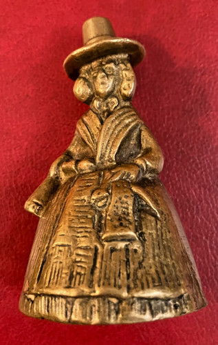 Nice small vintage cast - small, brass