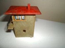 AIRFIX SIGNAL BOX FOR TRAIN SET LAYOUT FROM 1980'S