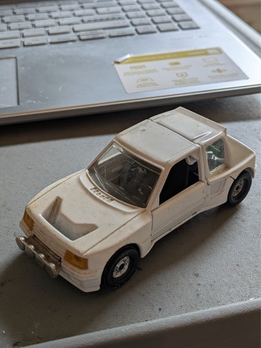 Vintage corgi peugeot 205 - peugeot,
