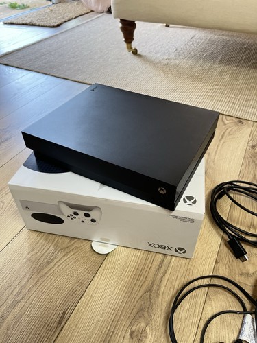 Xbox one black - x,