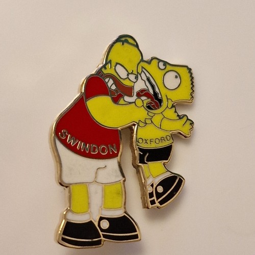 Swindon town badge - town,
