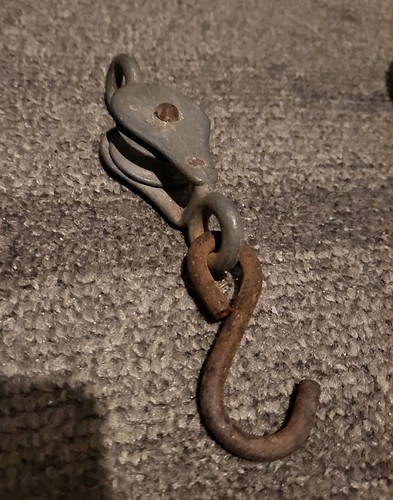 Small vintage pulley - vintage,
