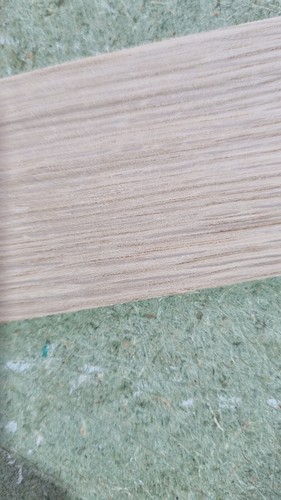 White oak veneered - oak,