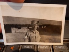 WW2   SOLDIER IN SLOUCH HAT   POSSIBLY NIGERIA    PHOTOGRAPH 