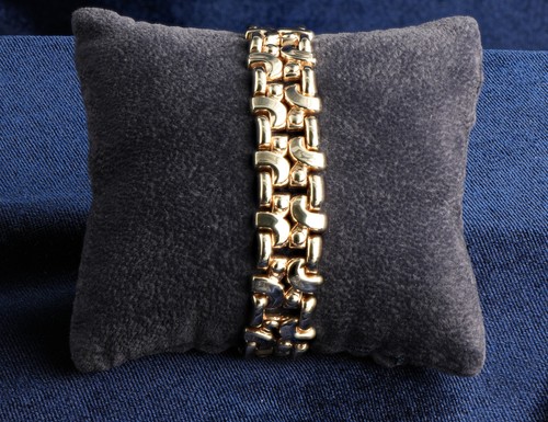 Solid 9ct gold fancy link - gold,
