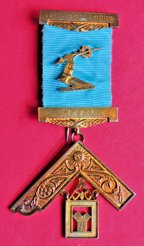 Masonic past master jewel - masonic,