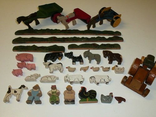 Vintage wooden farm animals - wooden,