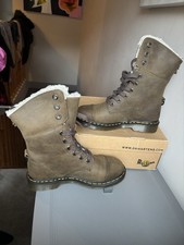 Dr Martens Triumph Amilita