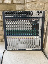 Soundcraft Signature 16 EU Mixing System Model 5049558 - Compact Analogue Mixer