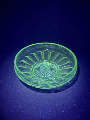 Vintage green glass fruit - vintage,