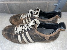 adidas chile 62 trainers, UK 11