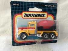 MATCHBOX MB 19 PETERBILT CT CEMENT TRUCK  PACE - ON CARD