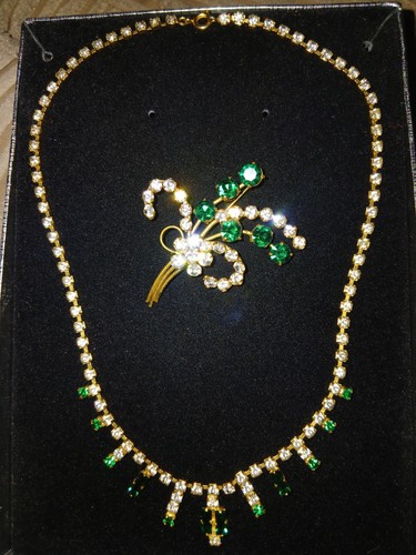 Vintage emerald green - vintage,