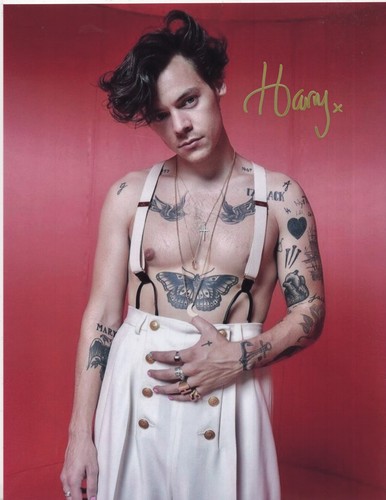 Harry styles autograph photo - styles,