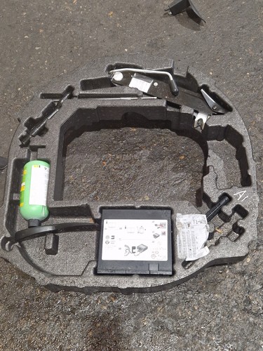 2016 audi jack tool kit - audi, a1