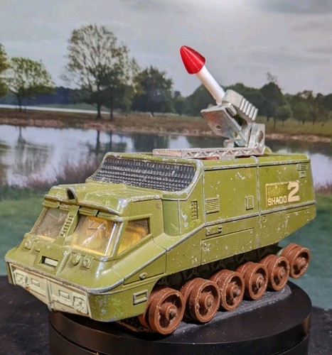 Vintage dinky toys ufo - dinky,