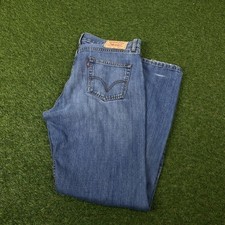 LEVI’S 751 STRAIGHT FIT