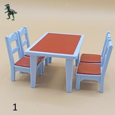 Playmobil table and