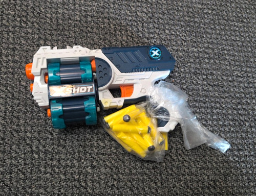 Shot foam bullet gun - x-shot,