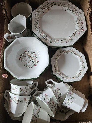 Eternal beau dinner service - beau,