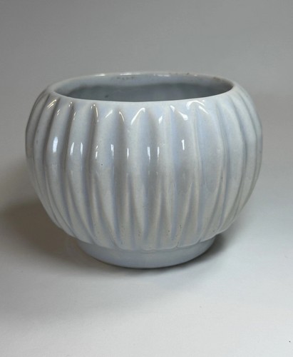 Mccoy pottery planter 685 - mccoy, #685