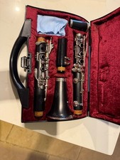 Buffet Crampon E13 Bb Clarinet in Near Mint Condition, black with silver keys