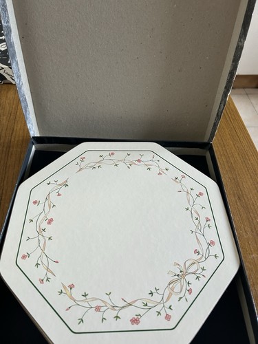 Cloverleaf octagon place mats - octagon,