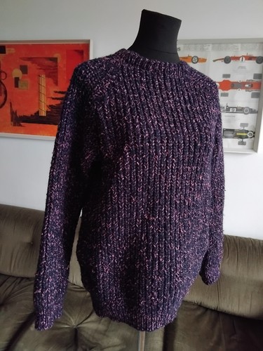 Vintage purple black knitted - +,