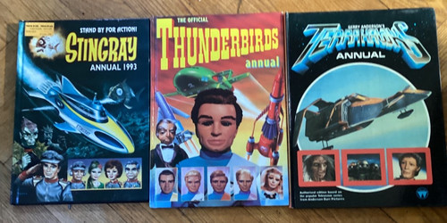 Thunderbirds stingray and - thunderbirds,