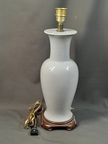 Large oriental table - table, lamp