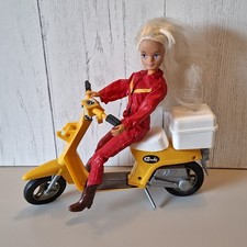 Vintage Sindy Doll With