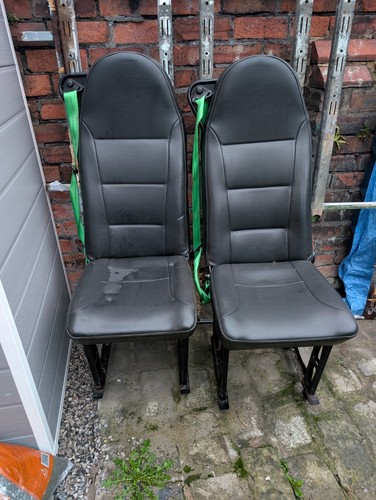 Welfare van cabin seats - 2,