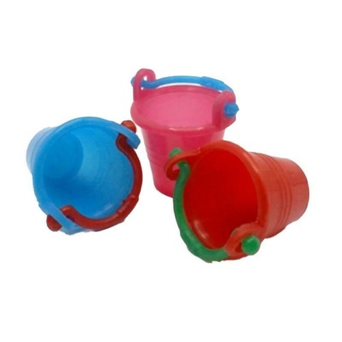 Dolls house beach - dolls, buckets
