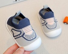 Boys Toddler Trainers  Size 7