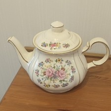 Vintage 1930-1950 Teapot