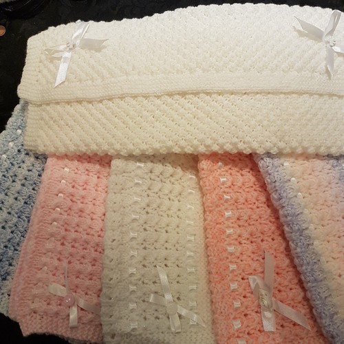 Baby girl boy hand knitted - girl/boy,