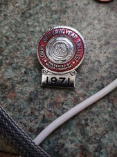 1971 LORRY DRIVER OF THE YEAR FINALIST PRESENTED BY MOTOR TRANSPORT ENAMEL BADGE