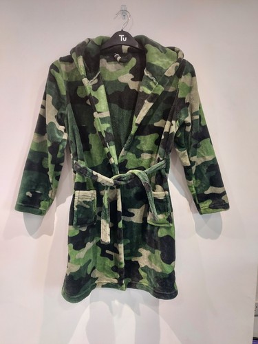 Boys green camo dressing gown - green,